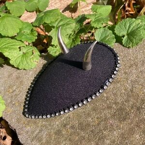 Halloween horn/antenna fascinator